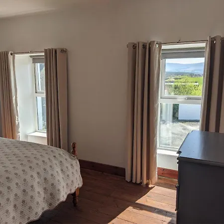 Ferienhaus Rustic Pub - 20 Minutes From Killarney! *