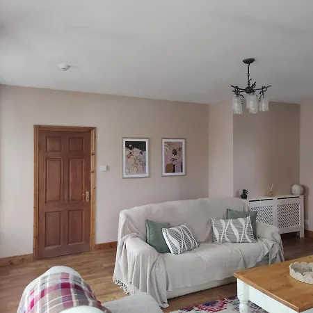 Rustic Pub - 20 Minutes From Killarney! Ferienhaus *