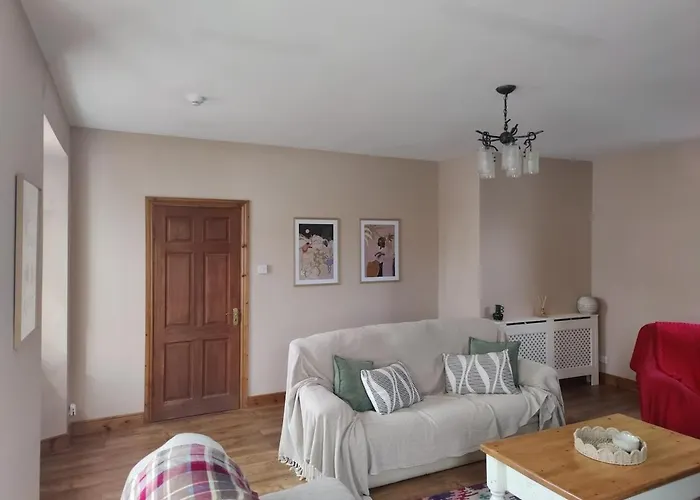 Rustic Pub - 20 Minutes From Killarney! Prázdninový dům *